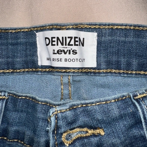 Levi’s Denizen Mid Rise Bootcut Jeans - Picture 2 of 7